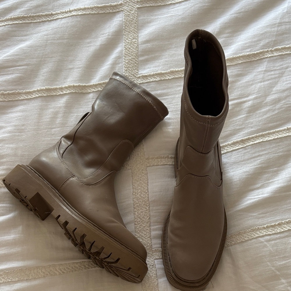 H&M Taupe Winter Boots